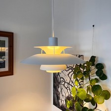 Louis Poulsen ph5 white