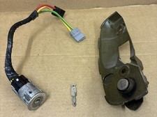 Renault Trafic / Vivaro 1.9 2.0 GENUINE Ignition Barrel & DoorLock Key 2001-2013