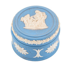 England  Jasperware Box Cover