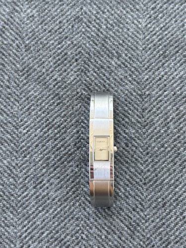 Vintage silver gucci watch - gucci,