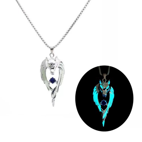 Luminous wolf pendant necklace - wolf,