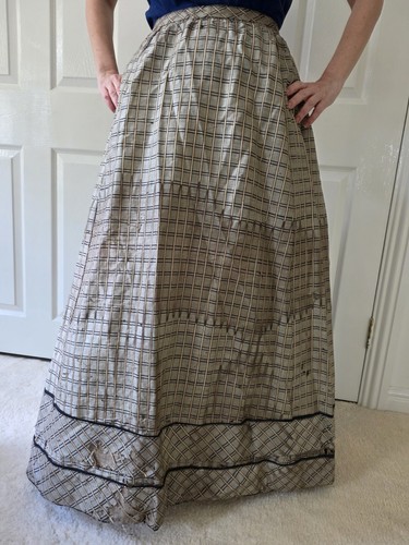 Antique victorian wool - antique, wool?