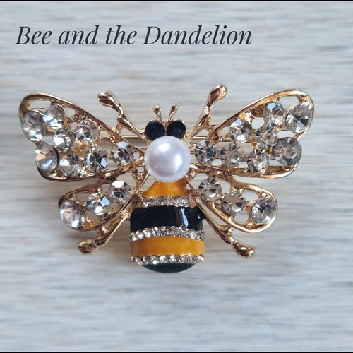 Bumble honey queen bee - queen,