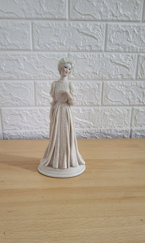 Vintage art deco style - style, lady