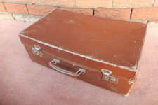 Vintage brown leather suitcase - brown,