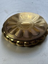 Vintage Kigu 1950’s Powder Compact Gold Tone In Excellent Condition For It Age.