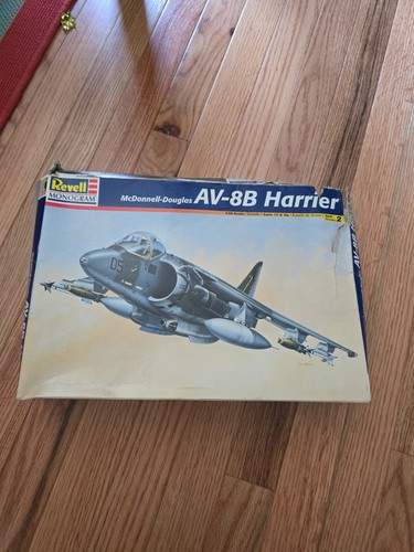 Monogram 8b harrier - 1/48, av-8b