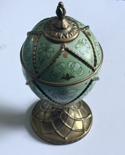 House fabergé madonna - house,