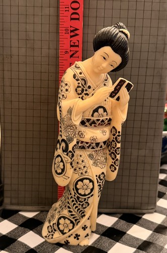 Signed japanese geisha reading - signed,