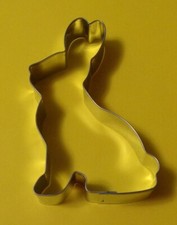 New Tin Easter Bunny/Rabbit