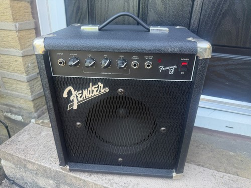 Fender frontman 15b bass combo - frontman,