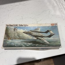 1976 Frog 1/72 scale De Havilland Sea Vixen FAW.2 (F409) 