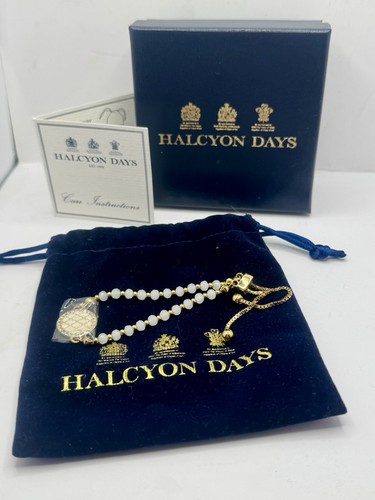 Halcyon days agama - halcyon,