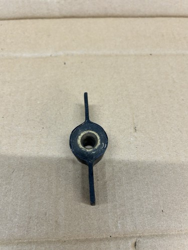 Morris minor traveller socket - traveller,