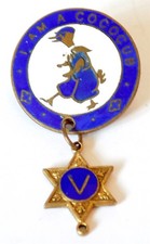 1930's Cadburys I Am A Cococub Club Enamelled Badge with Veterans Star V Dangler