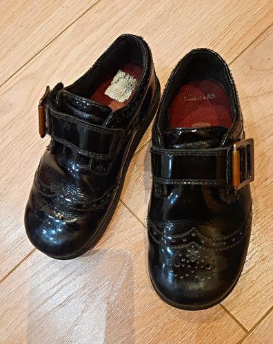 Clarks girls black patent - clarks,