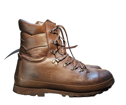 Altberg defender lightweight - altberg,