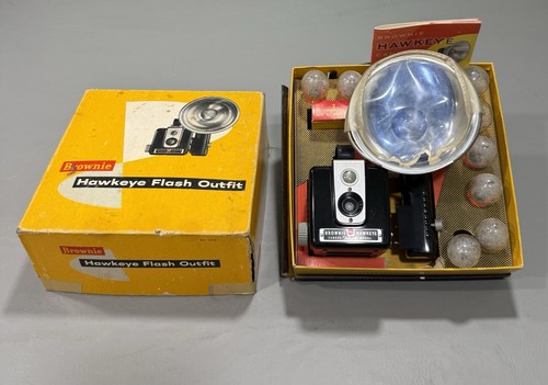 Brownie hawkeye flash outfit - hawkeye,