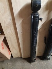 JCB HYDRAULIC RAM DIGGER TELEHANDLER ,  830 CENTRES ,LOG SPLITTER