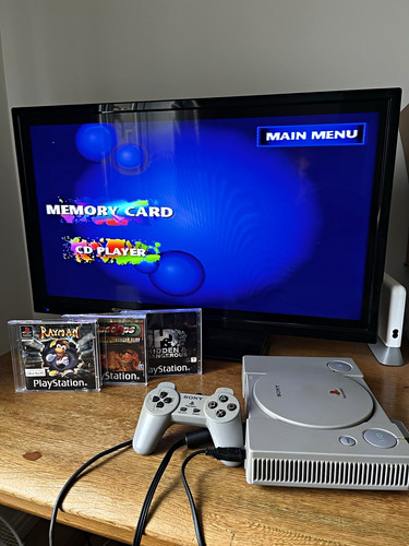 Sony playstation console - 1,