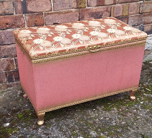 Retro vintage lloyd loom - vintage,
