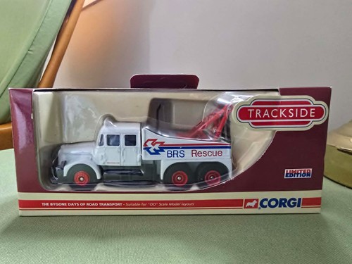 Corgi trackside scammell - trackside,