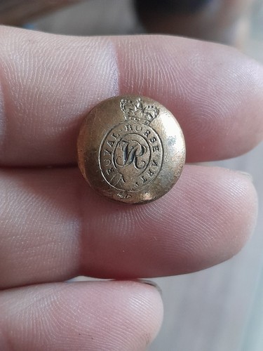 Army button royal horse - button,