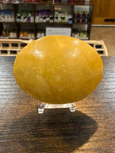 Yellow jade palm stone - jade,