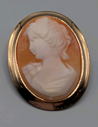 Vtg shell cameo set - cameo,