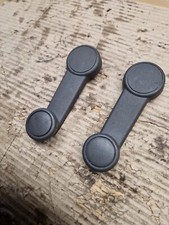 Ford Ka Fiesta Focus Escort Fusion Pair of Window winders / handles with clips 