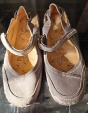 Softlites brown ladies sandals size 6 in very good condition