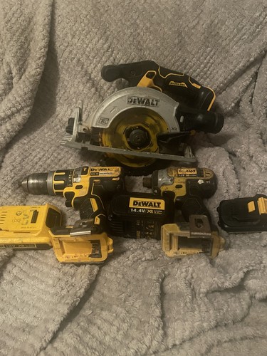Dewalt dcd795 18v - combi, drill