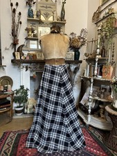 Vintage 1970s black - vintage, white