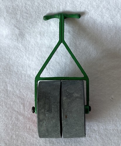Lawn grass roller - lawn,