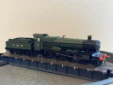 Hornby R2402 GWR 4-6-0 6800