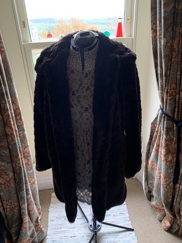 Plush faux fur coat size - fur,