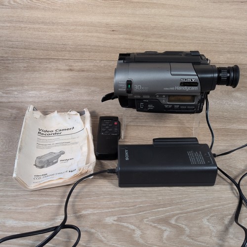 Sony handycam ccd tr820e - handycam, ccd-tr820e