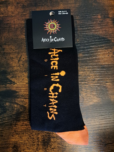 Alice chains socks - in, dirt