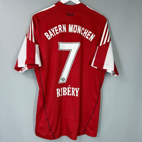 Bayern munchen 2010 2011 home - bayern,