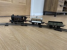 Hornby Train set  No.40 Tank Locomotive O Gauge Reversing 38201  Boxed