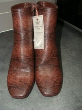 Brown Snakeskin Print Chelsea