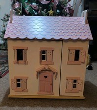 Le Toy Van. Sophie's House