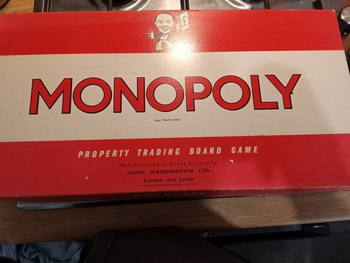Vintage 1960s monopoly board - 1960s,