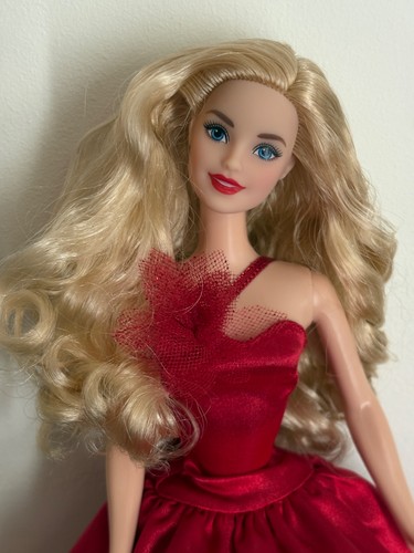 Barbie 2022 holiday millie - barbie,