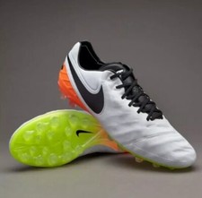 Nike ACC Football Shoes UK 7.5