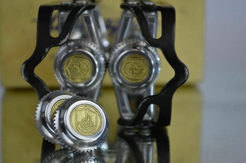 Dust caps for - , vintage