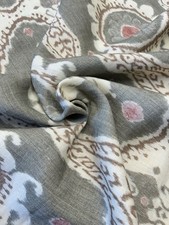 Lewis & Wood Bukhara Tea Rose