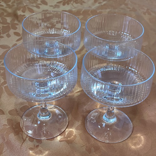 Set ribbed stemmed - ribbed,