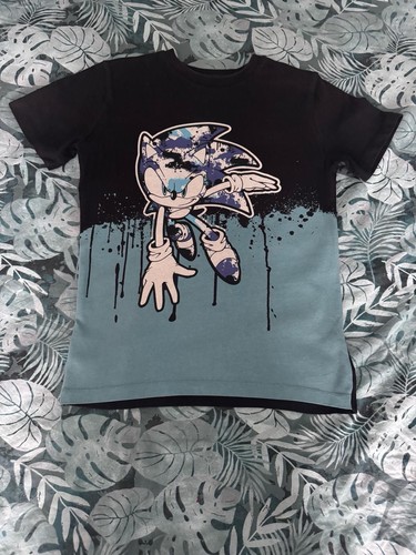 Boys sonic shirt size 9y - t-shirt,