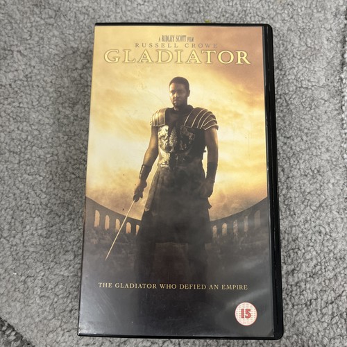 Gladiator vhs tape - gladiator,
